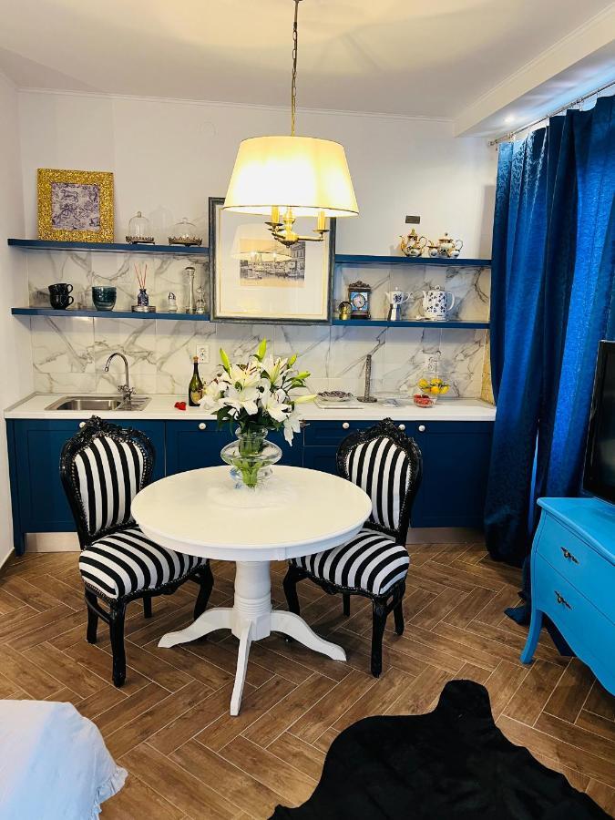 La Dolce Vita Luxury Apartments With Best Free Private Parking In City Center Pula Eksteriør billede