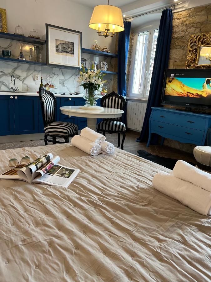La Dolce Vita Luxury Apartments With Best Free Private Parking In City Center Pula Eksteriør billede