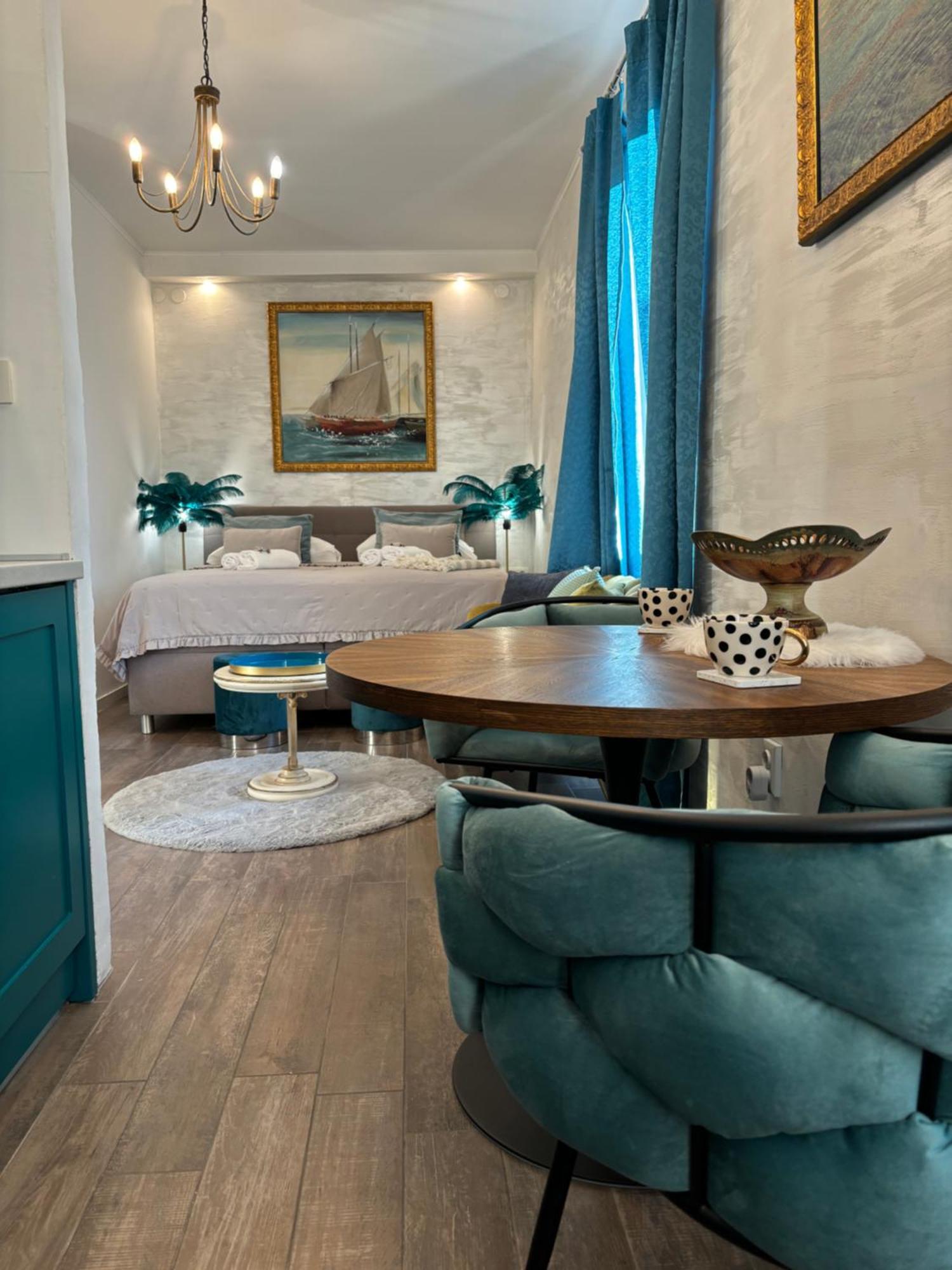 La Dolce Vita Luxury Apartments With Best Free Private Parking In City Center Pula Eksteriør billede